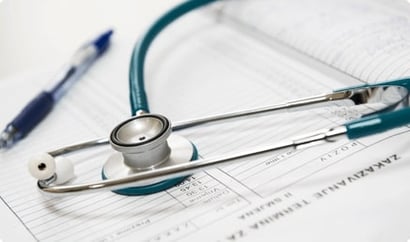 blue-and-silver-stetoscope-40568